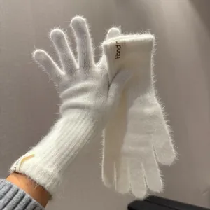 Gemütliche flauschige Strick-Lange Handschuhe in Weiß, weich und warm für den Winter Detail.