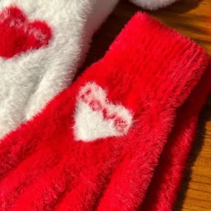 Women winter plush thickened warm mittens cute heart pattern red white detail shot