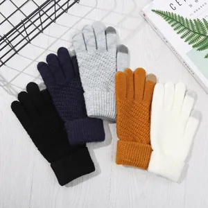 Warm winter knitted gloves for men and women, touchscreen fingertips, thick fleece lining.