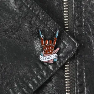 Punk Rock Alloy Enamel Brooch Creative Skeleton Hand Gesture Lapel Pin Dream On Letter Banner Badge For Clothes Jacket Backpack Unisex Jewelry