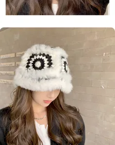 Cappello bucket in peluche all'uncinetto da donna inverno caldo nero bianco floreale