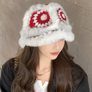 Cappello da pesca in peluche soffice per donna, caldo cappello in pelliccia.