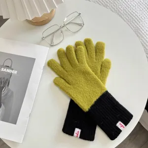 Knit wool gloves for women autumn and winter colorblock warm fashion stylish daily detail view.