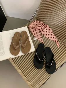 Platte teenslipper sandalen vrouwen zomer casual open teen met studs strand schoenen