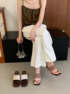 Sandalias de tacón alto con puntera cuadrada para mujer, elegante calzado de verano.