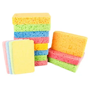 Geperste houtpulp spons voor het afwassen van de keuken en dagelijkse reiniging, absorberend.