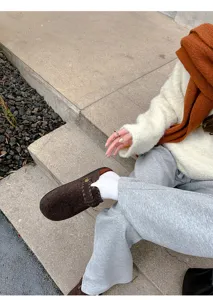 Damen gefütterte Pantoletten braune Wildleder Hausschuhe warme Winter Freizeitschuhe flach