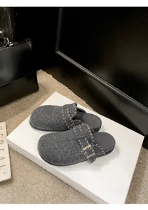 Gemütliche, gefütterte Clogs für Damen mit dicker Sohle, warme Winterschuhe.
