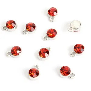 Rode kristalen hanger legering DIY sieraden accessoires kleine hangende ornamenten detailweergave