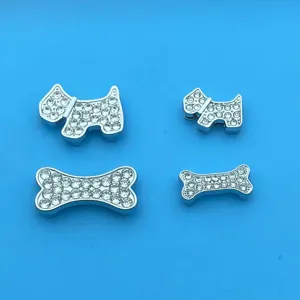 Breloques chien et os en strass alliage DIY accessoires pour collier d'animal détail.