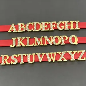 Pendentifs lettres en strass doré sur bracelet rouge composants accessoires de bijoux alphabet 8mm