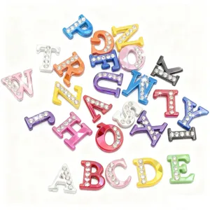 8mm breloques de lettres alphabet demi strass peintes colorées accessoires bijoux DIY