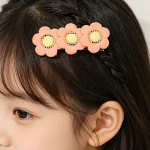 Cute embroidered flower hair clip for girls, sweet side pin hair accessory for kids.