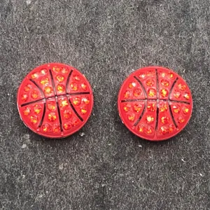Ciondolo da pallacanestro in strass da 8 mm perla sportiva in cristal rosso per braccialetto