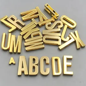 Pendentifs lettres en metal dore pour bracelets DIY, ceintures, colliers pour animaux.