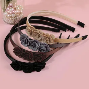 4er-Set glitzernde Blumen Haarreifen mit Zähnen, bequeme Haaraccessoires Detailansicht.