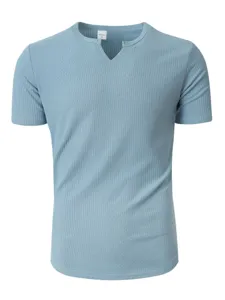 T-shirt uomo azzurro costine collo a V maniche corte slim fit sport fitness top dettaglio