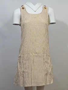 Casual striped sleeveless pinafore dress with pockets and buttons for women summer wear