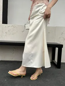 Summer new versatile casual thong high heel sandals for women, elegant daily wear shoe detail