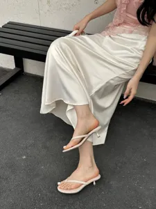 Summer women thong high heel sandals minimalist casual kitten heels stylish outdoor footwear.
