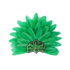 Coiffe en plumes vertes carnaval fête danse performance bandeau paillettes accessoire cheveux