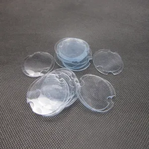 Plaquettes de présentation de bague en plastique transparent, détail d'inserts de vitrine.