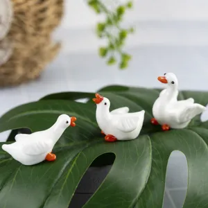 Cute Mini White Glass Goose Figurine Handmade Animal Statue Desktop Decoration Photography Props Home Decor
