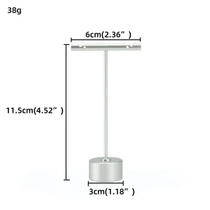 Vue détaillée du support de bijoux en métal minimaliste en T avec dimensions précises.