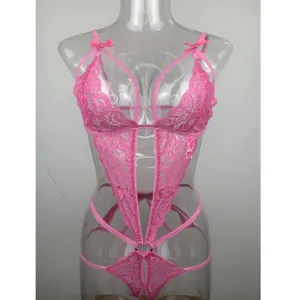 Sexy body lingerie en dentelle rose avec des nœuds mignons et des bretelles découpées pour femmes.