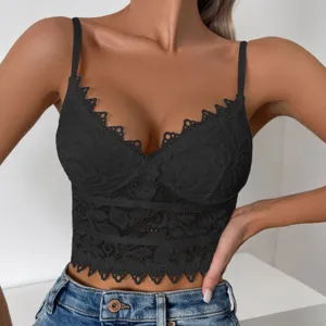 Schwarzes Spitzen-Hohltop Detail, sexy Damen Unterwäsche Innere Kleidung Nahaufnahme Ansicht.
