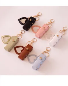 PU lederen lipstick houder sleutelhanger met hart spiegel, draagbare make-up tas in meerdere kleuren.