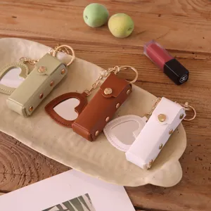 Schattig PU lederen lippenstift tasje sleutelhanger met hart spiegel, mini make-up etui cadeau dames.