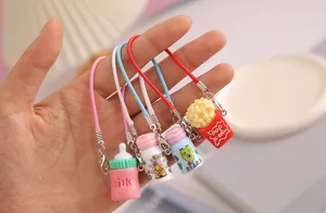 Llavero de dibujos animados lindo mini botella popcorn colgante mochila decoracion accesorio