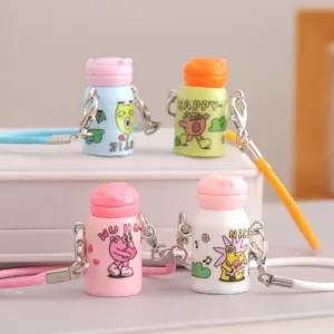Llaveros de mini termo lindos, colgantes de bolso de estilo de dibujos animados y accesorios.