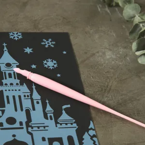 Roze kraspen voor kinderen doe-het-zelf tekengereedschap, handige stylus voor kraspapier.