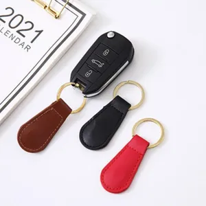 Llavero de cuero con anillo y llavero de coche, organizador elegante para uso diario.