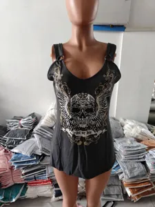 Gothic skull print sleeveless tank top for women, casual summer streetwear fashion vest.