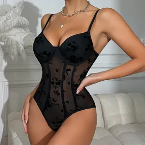 Stijlvolle zwarte bodysuit van fluweel en mesh met beugel en baleinen voor dames