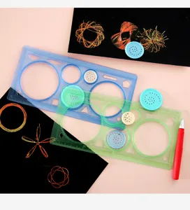 Kinderen spirograaf tekenliniaal set, geometrisch kunstontwerp speelgoed met pennen.