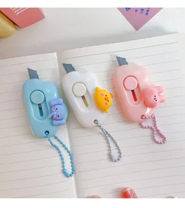 Mini cúter portátil animal tierno color caramelo papetería de estudiante abrecartas