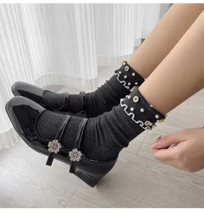 Cute women ruffled mid-tube socks with pearls and rhinestones, sweet all-match knit socks.