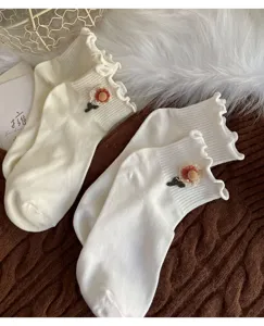 White ruffle socks with cute daisy embroidery, sweet Japanese JK style mid-calf socks for women.