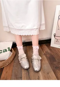 Cute bow mid-calf socks for women, sweet princess style cotton hosiery for spring and summer.