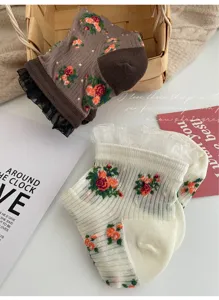 Retro floral sheer ruffle ankle socks for women, sweet fairy style breathable summer socks.