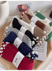 Stylish women pearl rhinestone mid tube socks sweet knitted stacked socks daily wear