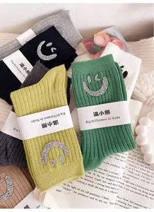 Rhinestone smiley mid-calf socks set, warm knit fashion casual socks for women autumn winter.