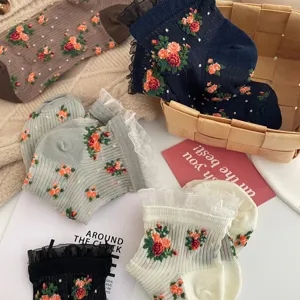 Vintage floral sheer lace short socks for women, summer cute mesh ruffles crystal silk socks.