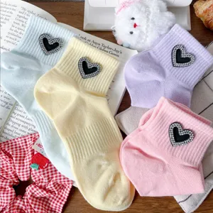 Chaussettes courtes en coton cœur strass mignonnes multicolores vue principale photo