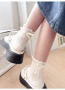 White lace bow mesh socks for women, sweet JK Lolita style, breathable and cute ankle socks.
