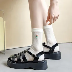 Women's Cute Tulip Embroidered Mid-Tube Socks Japanese Style Rolled Edge Cotton Casual Crew Socks Spring Autumn Hosiery